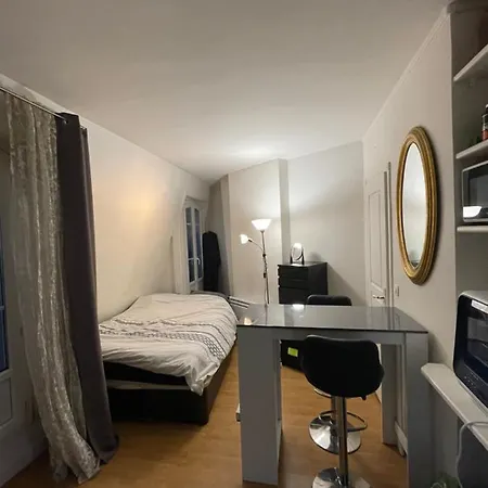 Apartment Amazing View On Paris ! Peaceful Place !
